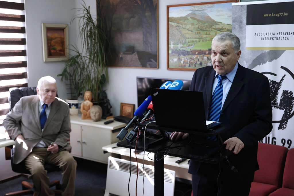 Zbog svojih imperijalnih ambicija, Orbán ima opsesivnu želju za podjelom BiH